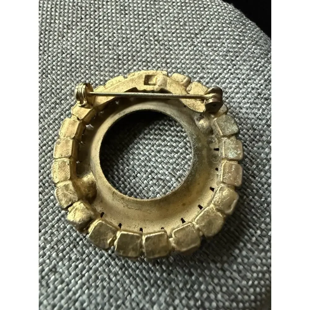 Vintage Sun Ring Brooch AB Gold Tone Wreath Scarf Lapel Pin Career Cocktail